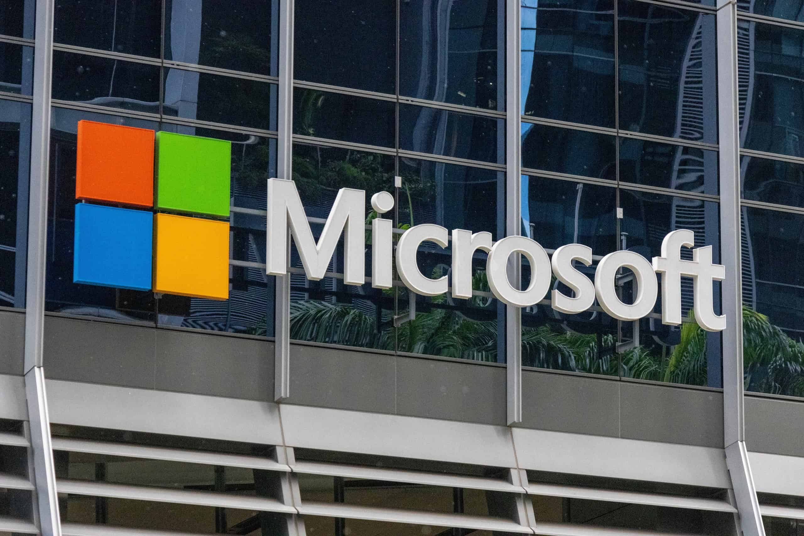 Microsoft investe US$ 2,5 bilhões em IA corporativa sob liderança brasileira